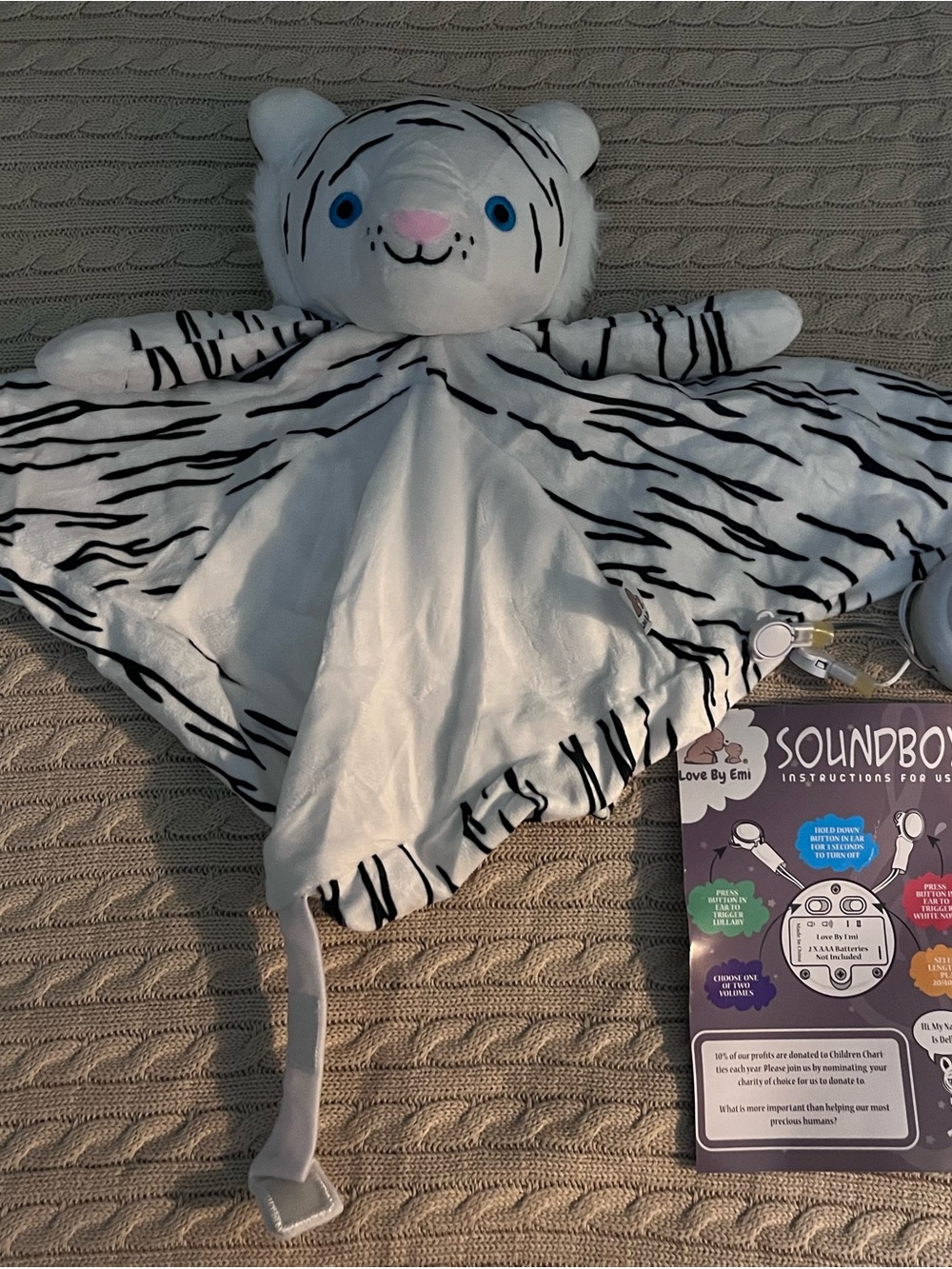 White Tiger Plush Comforter Toy for Kids - Soft Security Blanket